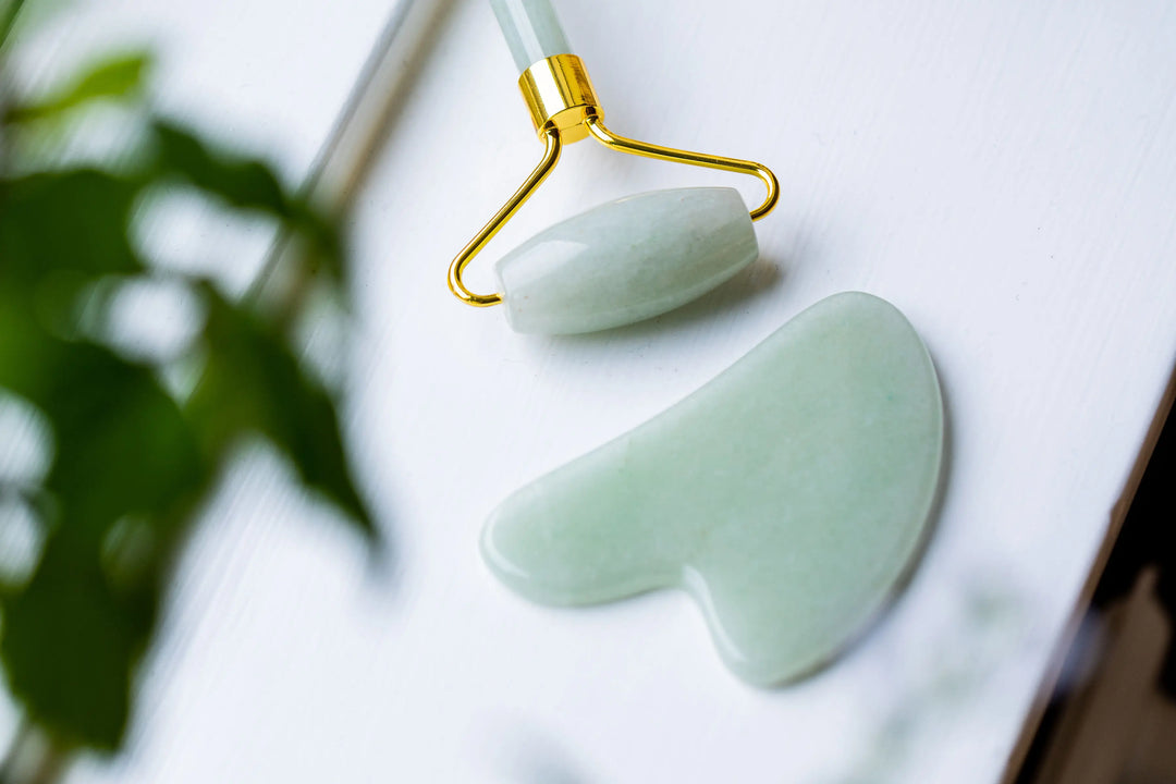 The Gua Sha Box (Jade Heart Stone & Roller)